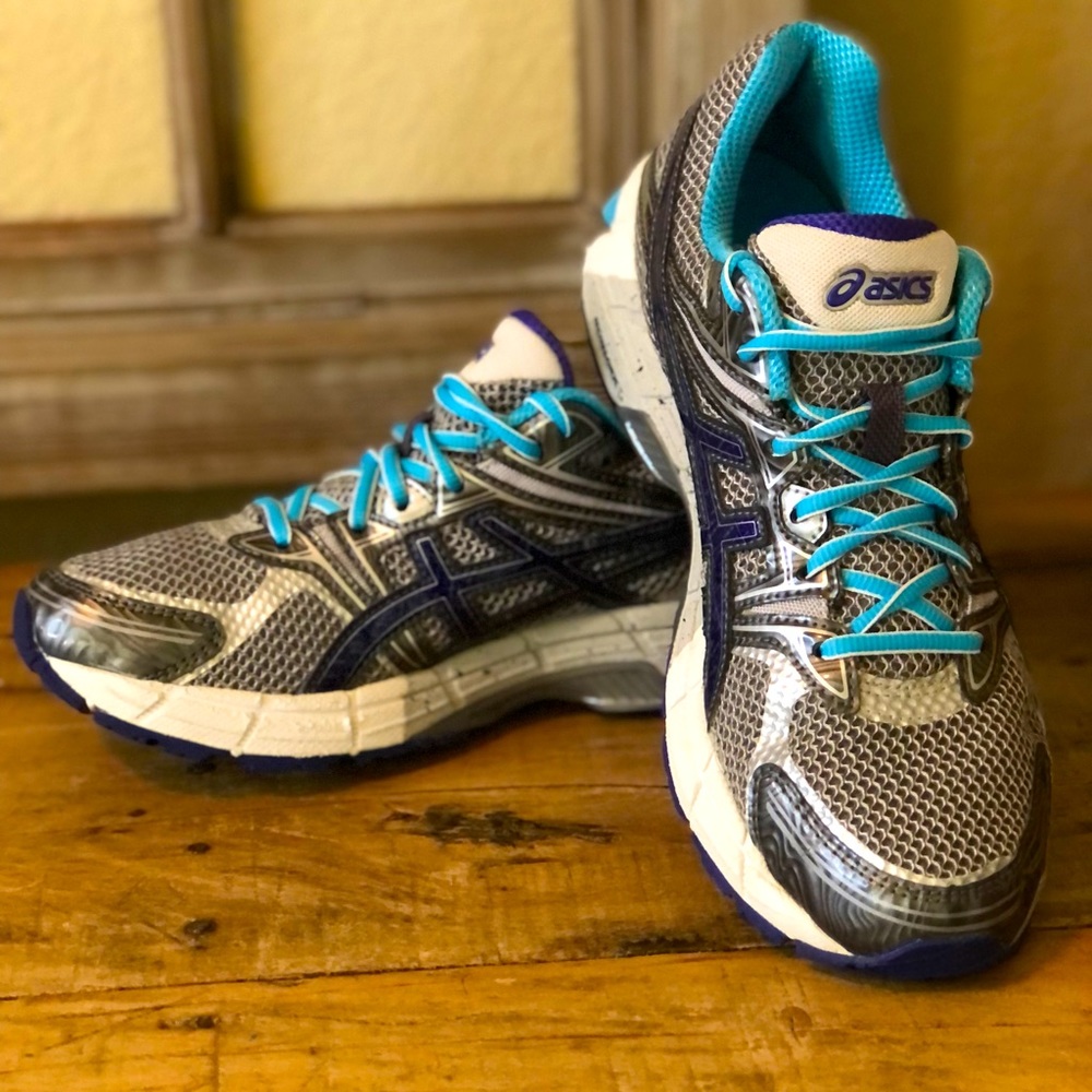 Women’s ASICS Running Shoes. Size 9.5